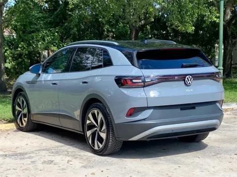 More photos of 2022 Volkswagen ID.4 Pro S at Auto Trust USA, FL