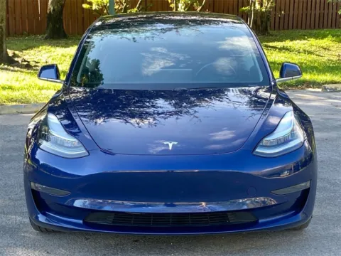 Photos of 2018 Tesla Model 3 Long Range Battery for sale in Miramar, FL at Auto Trust USA