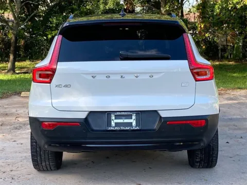 Another view of 2022 Volvo XC40 Recharge Pure Electric Twin Ultimate for sale in Miramar, FL at Auto Trust USA