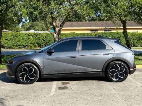 More photos of 2022 Hyundai IONIQ 5 SEL at Auto Trust USA, FL