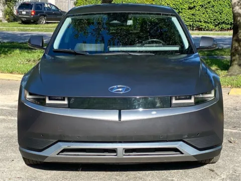 Photos of 2022 Hyundai IONIQ 5 SEL for sale in Miramar, FL at Auto Trust USA