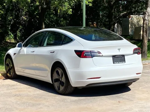 More photos of 2019 Tesla Model 3 Standard Range Plus at Auto Trust USA, FL