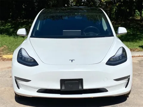 Photos of 2019 Tesla Model 3 Standard Range Plus for sale in Miramar, FL at Auto Trust USA