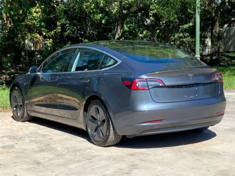 More photos of 2018 Tesla Model 3 Long Range Battery at Auto Trust USA, FL