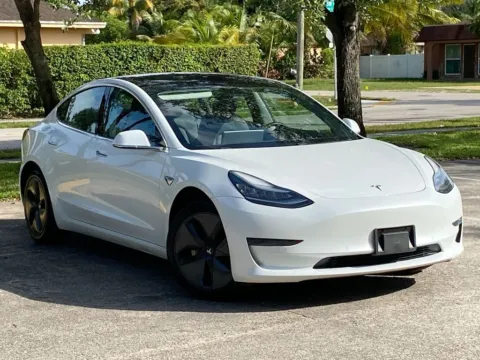 Another view of 2019 Tesla Model 3 Standard Range Plus for sale in Miramar, FL at Auto Trust USA