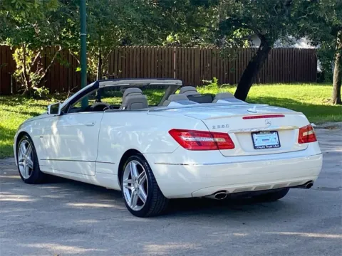 More photos of 2012 Mercedes-Benz E-Class E 350 at Auto Trust USA, FL