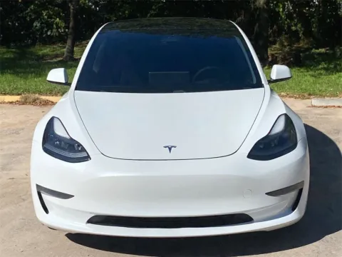 Photos of 2021 Tesla Model 3 Long Range for sale in Miramar, FL at Auto Trust USA