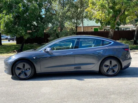 More photos of 2018 Tesla Model 3 Performance at Auto Trust USA, FL