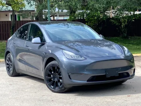 Another view of 2021 Tesla Model Y Standard Range for sale in Miramar, FL at Auto Trust USA