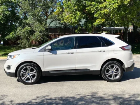 More photos of 2016 Ford Edge Titanium at Auto Trust USA, FL