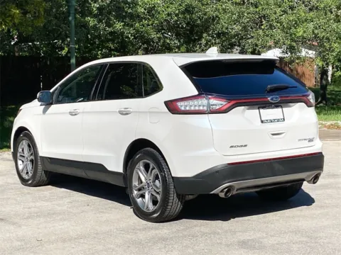 More photos of 2016 Ford Edge Titanium at Auto Trust USA, FL