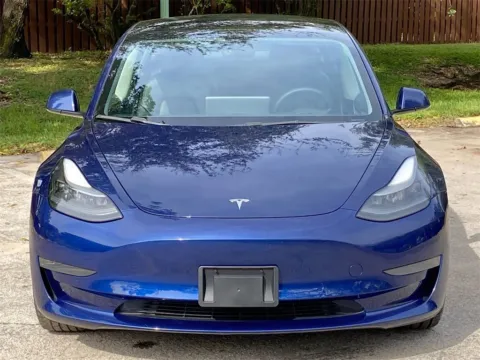 Photos of 2022 Tesla Model 3 for sale in Miramar, FL at Auto Trust USA