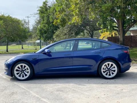 More photos of 2022 Tesla Model 3 at Auto Trust USA, FL