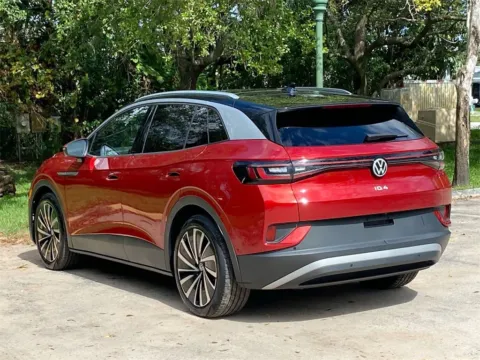 More photos of 2023 Volkswagen ID.4 Pro S Plus at Auto Trust USA, FL