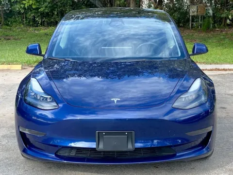 Photos of 2022 Tesla Model 3 for sale in Miramar, FL at Auto Trust USA