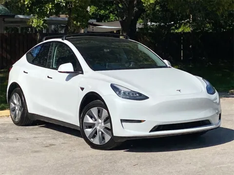 Another view of 2020 Tesla Model Y Long Range for sale in Miramar, FL at Auto Trust USA