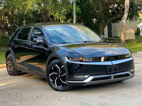 Another view of 2022 Hyundai IONIQ 5 SE for sale in Miramar, FL at Auto Trust USA