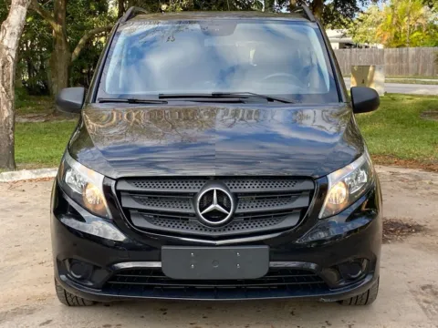 Photos of 2018 Mercedes-Benz Metris Passenger Van Passenger for sale in Miramar, FL at Auto Trust USA