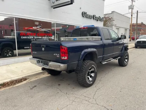 More photos of 2005 Dodge Ram 3500 SLT at Glass Capital CDJR, IN