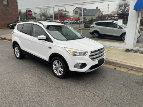 White 2018 Ford Escape SE for sale in Dunkirk, IN