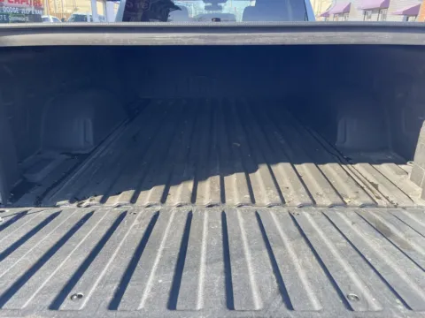 More photos of 2020 Chevrolet Silverado 1500 LT at Glass Capital CDJR, IN