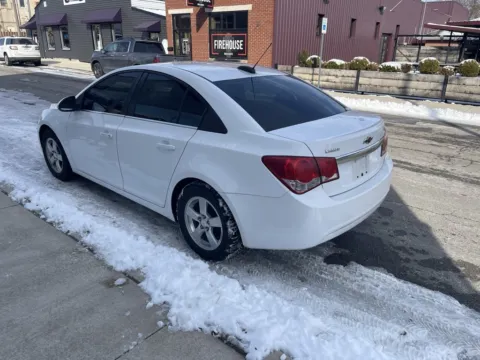 More photos of 2016 Chevrolet Cruze Limited 1LT at Glass Capital CDJR, IN
