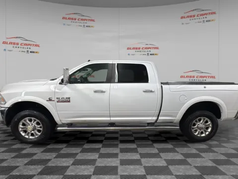More photos of 2016 Ram 3500 Laramie at Glass Capital CDJR, IN