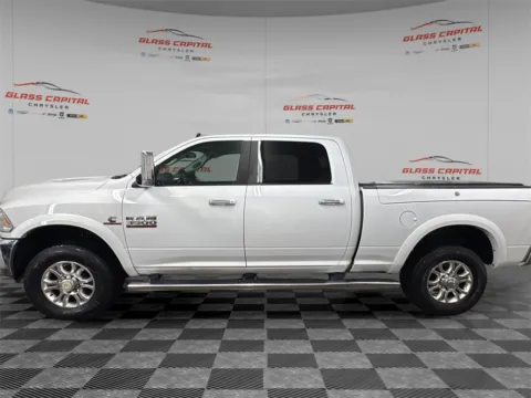 More photos of 2016 Ram 3500 Laramie at Glass Capital CDJR, IN