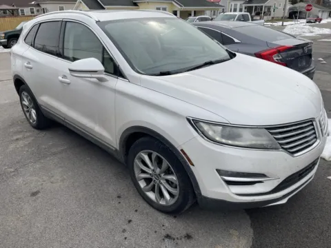 White 2015 Lincoln MKC for sale in Dunkirk, IN