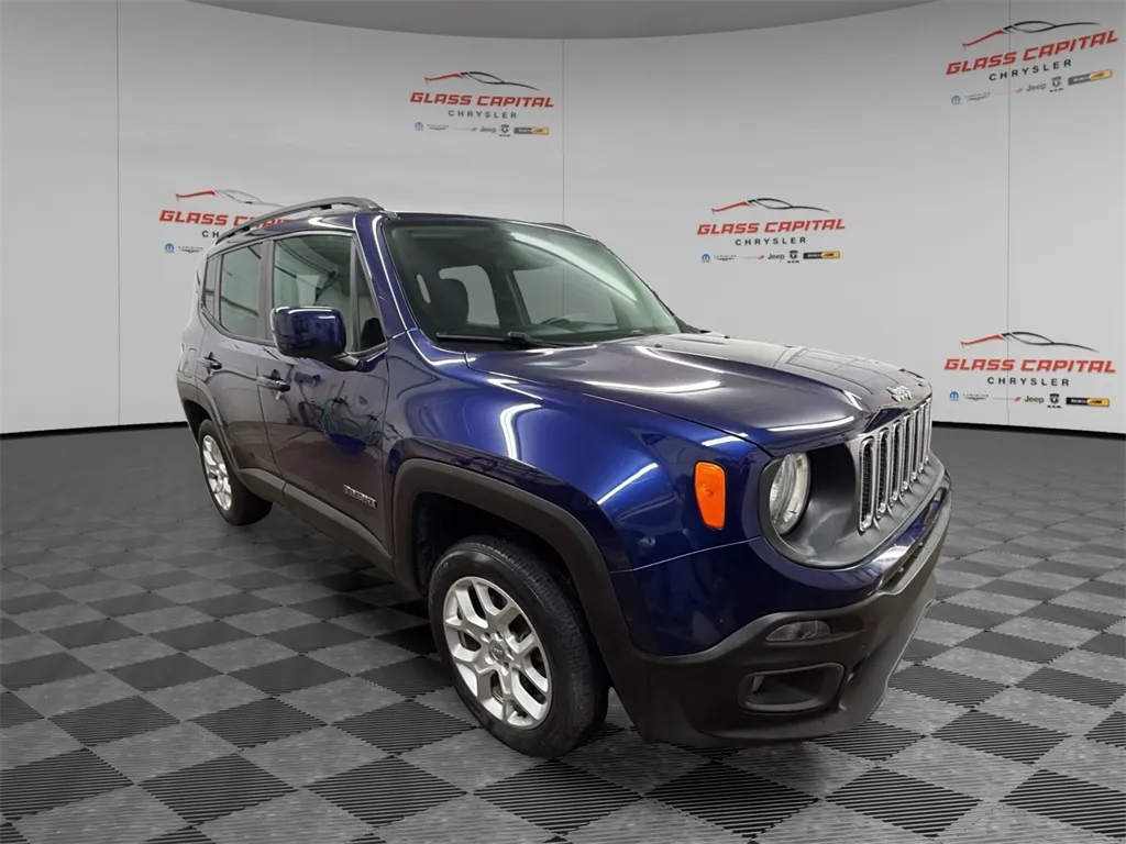 2017 Jeep Renegade Latitude for sale in Dunkirk, IN