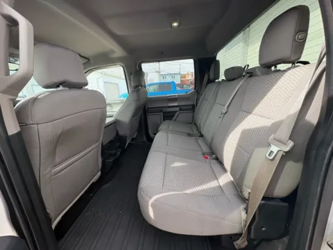 More photos of 2016 Ford F-150 XLT at Glass Capital CDJR, IN