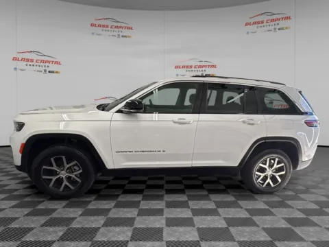 More photos of 2023 Jeep Grand Cherokee Limited at Glass Capital CDJR, IN