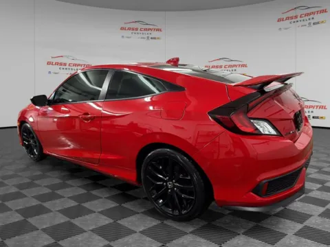 More photos of 2020 Honda Civic Si at Glass Capital CDJR, IN