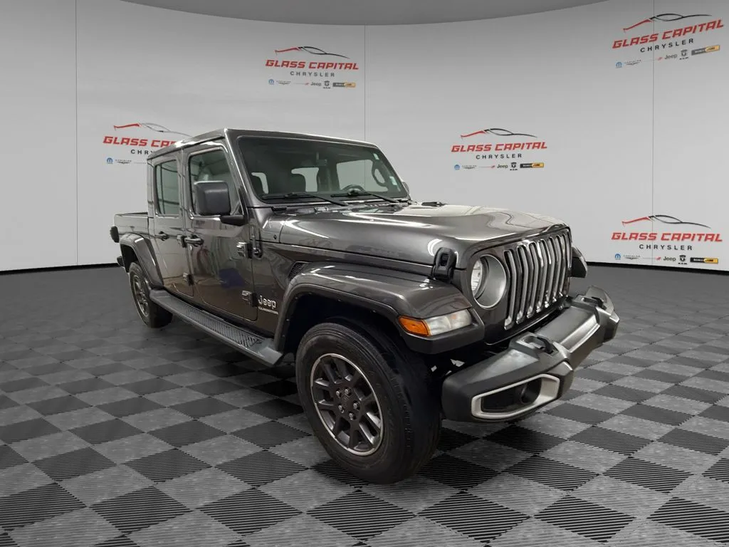 Gray 2021 Jeep Gladiator Overland for sale in Dunkirk, IN