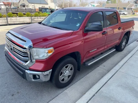 More photos of 2016 Toyota Tundra SR5 at Glass Capital CDJR, IN