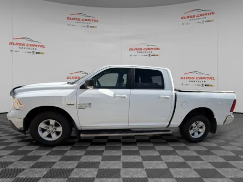 More photos of 2019 Ram 1500 Classic SLT at Glass Capital CDJR, IN