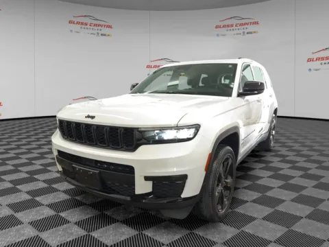 Another view of 2023 Jeep Grand Cherokee L Altitude for sale in Dunkirk, IN at Glass Capital CDJR