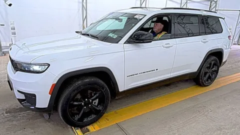Another view of 2023 Jeep Grand Cherokee L Altitude for sale in Dunkirk, IN at Glass Capital CDJR