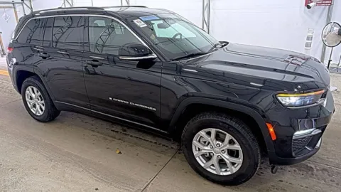 Black 2023 Jeep Grand Cherokee Limited for sale in Dunkirk, IN