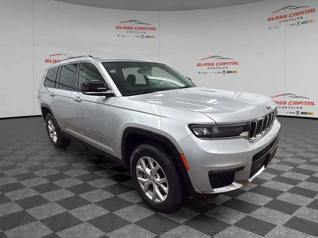 Silver 2021 Jeep Grand Cherokee L Limited for sale in Dunkirk, IN