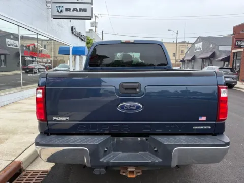 More photos of 2016 Ford F-250SD XLT at Glass Capital CDJR, IN