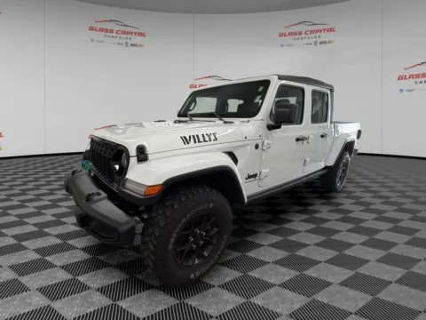 Another view of 2025 Jeep Gladiator Willys for sale in Dunkirk, IN at Glass Capital CDJR