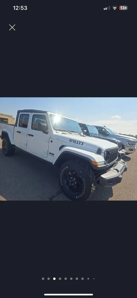 White 2025 Jeep Gladiator Willys for sale in Dunkirk, IN