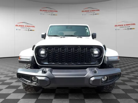 Photos of 2025 Jeep Gladiator Willys for sale in Dunkirk, IN at Glass Capital CDJR