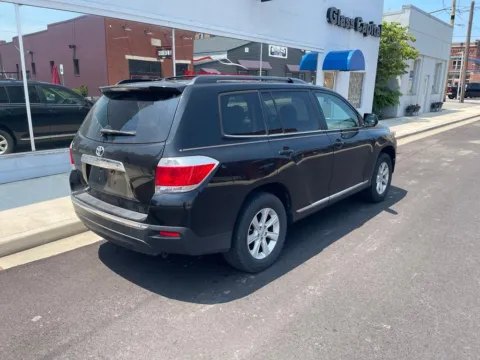 Another view of 2012 Toyota Highlander for sale in Dunkirk, IN at Glass Capital CDJR