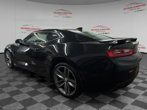More photos of 2017 Chevrolet Camaro SS at Glass Capital CDJR, IN