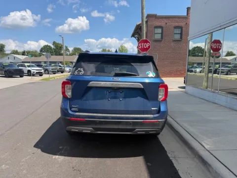 More photos of 2020 Ford Explorer XLT at Glass Capital CDJR, IN