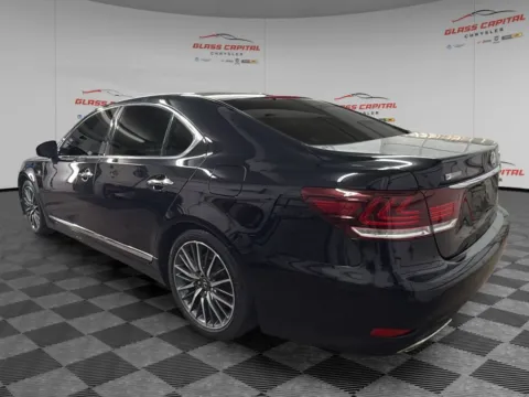 More photos of 2015 Lexus LS 460 at Glass Capital CDJR, IN