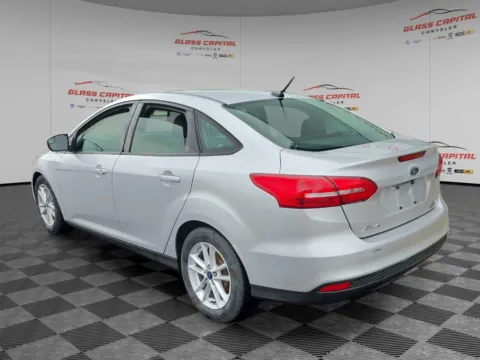 More photos of 2016 Ford Focus SE at Glass Capital CDJR, IN