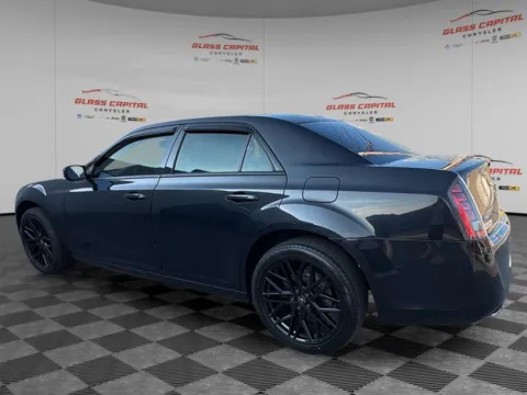 More photos of 2014 Chrysler 300 S at Glass Capital CDJR, IN